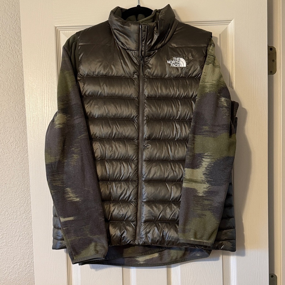 The North Face Green and Black Puffer Jacket and longe sleeve top